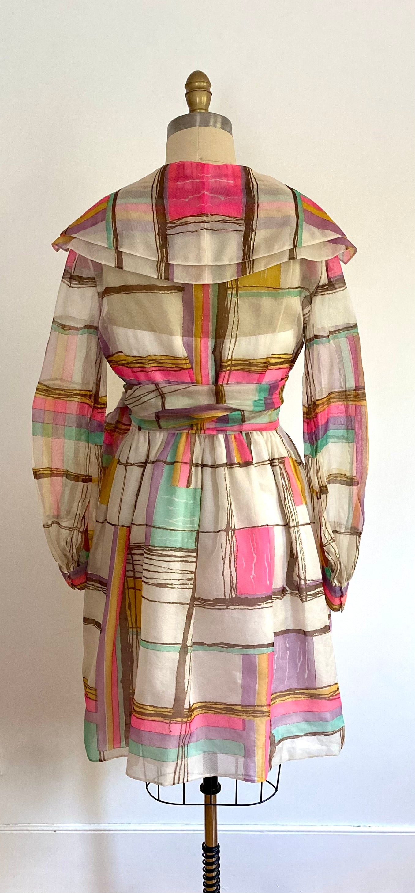 MALCOM STARR, 1980s KNEE LENGTH ABSTRACT PLAID PRINTED LS DRESS