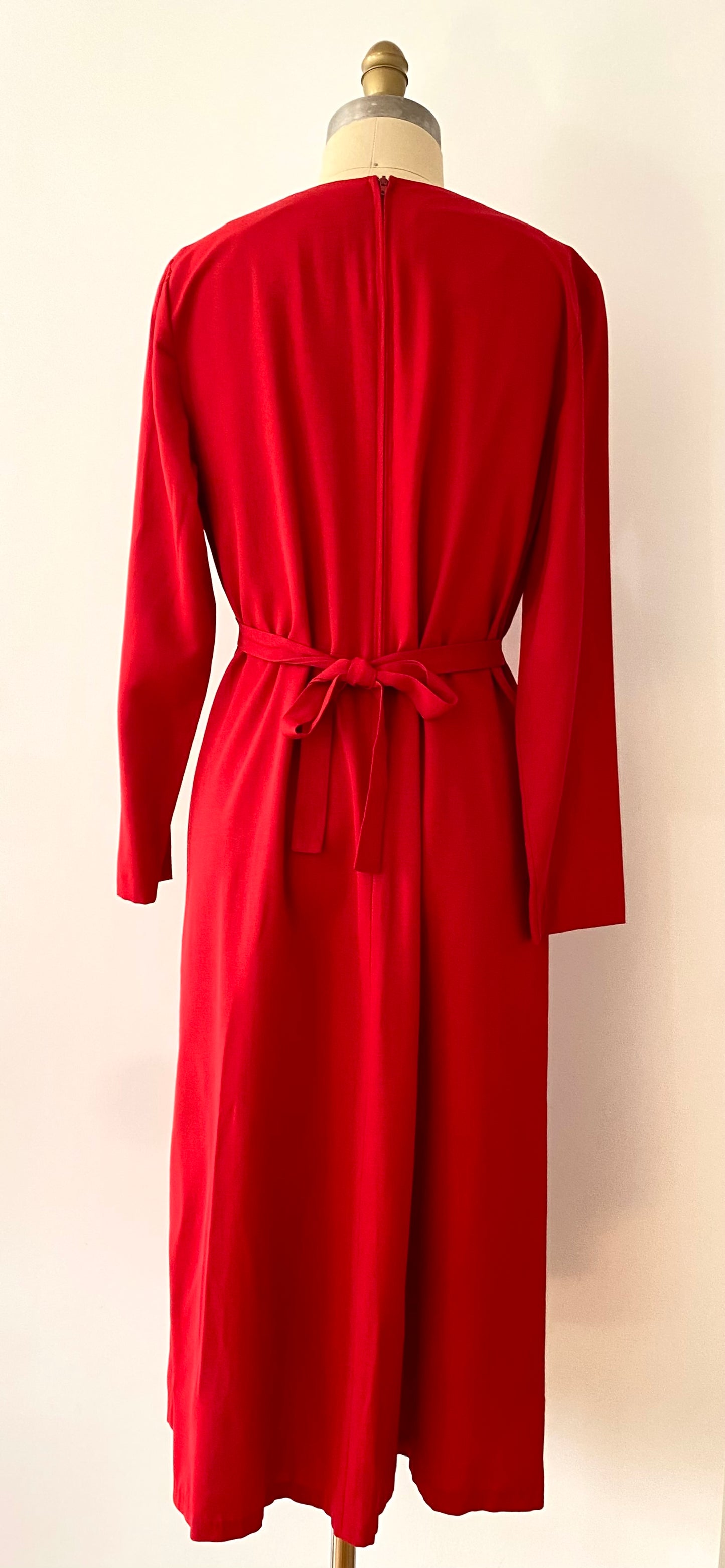 WILLOW RIDGE, 1980s SWEETHEART RED LS DRESS W/ TIE