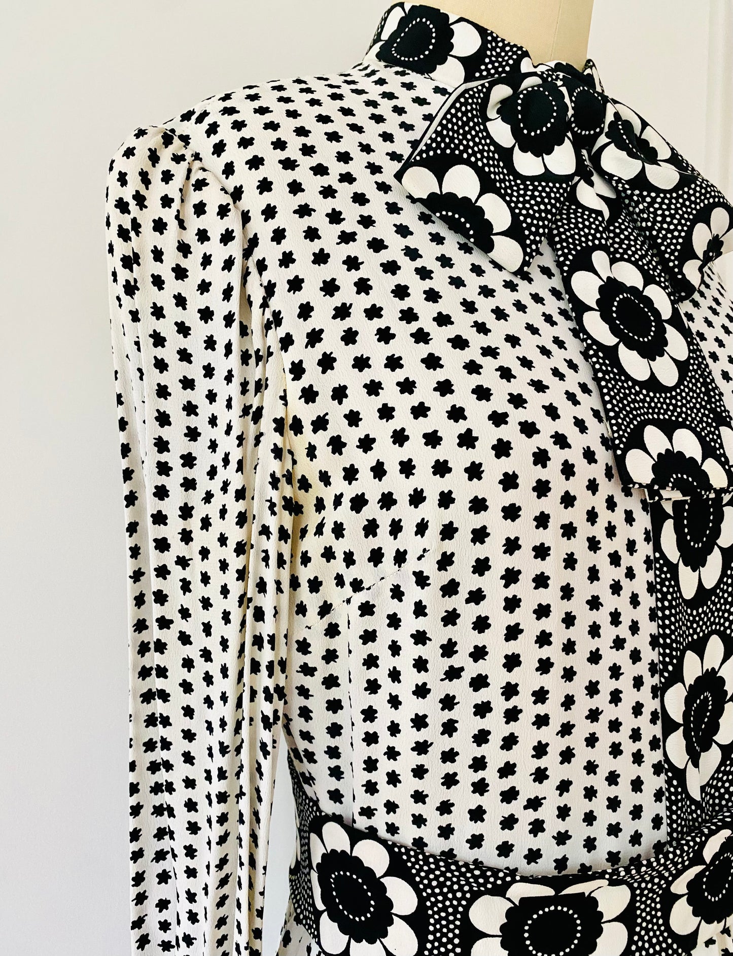 SAKS FIFTH AVENUE, 1960s VINTAGE BLACK & WHITE POLKA DOT LS DRESS W/ BOW